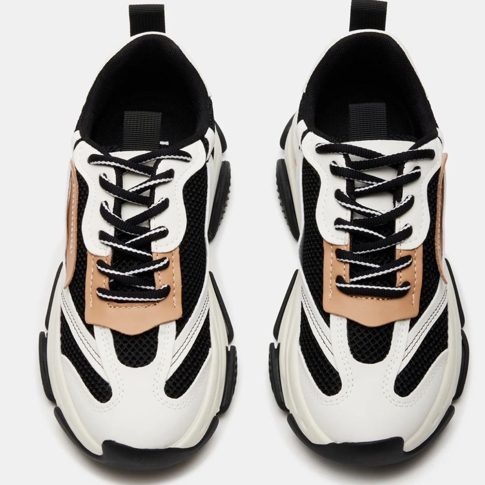 Steve Madden possession sneakers, tan and white!